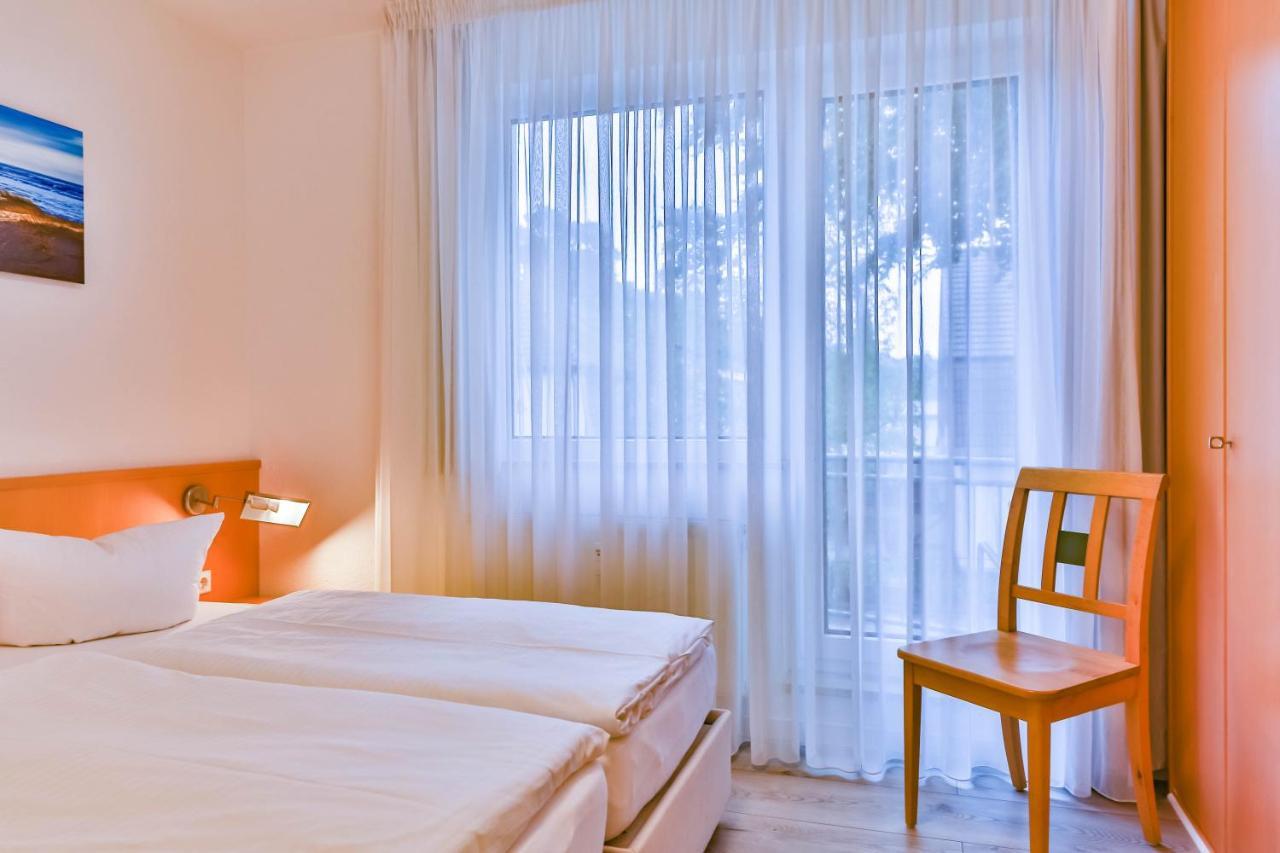 Apartment Ostseerose Ein Strandkorb Ist Im Sommer Inclusive Zempin Bagian luar foto