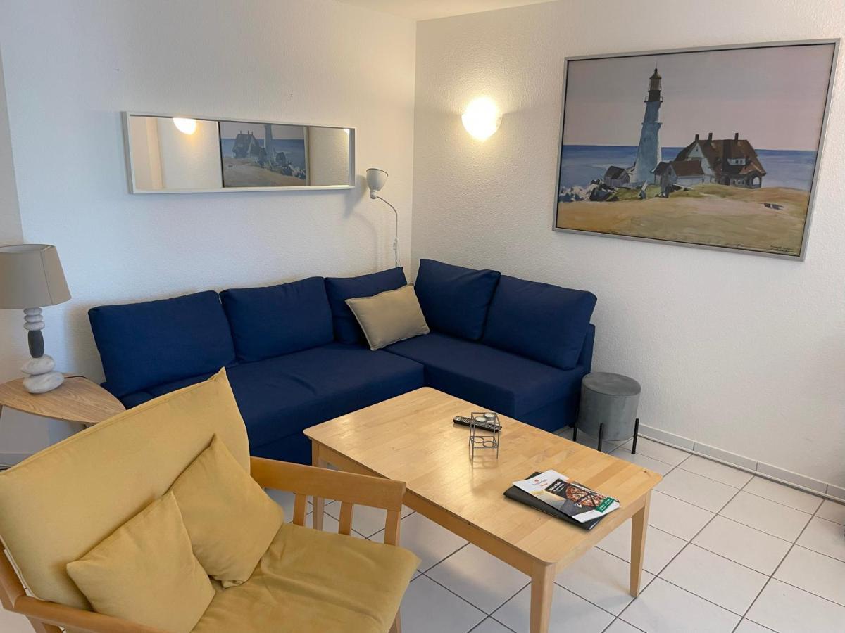 Apartment Ostseerose Ein Strandkorb Ist Im Sommer Inclusive Zempin Bagian luar foto